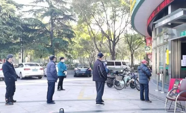 大班社會教案 | 《與新型冠狀病毒戰斗的人們》