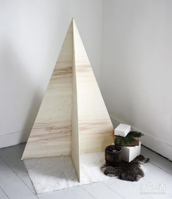 簡易圣誕樹制作方法 DIY大型圣誕樹制作教程 - m.timenetsule.com